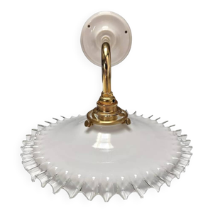 Applique murale en opaline - blanche