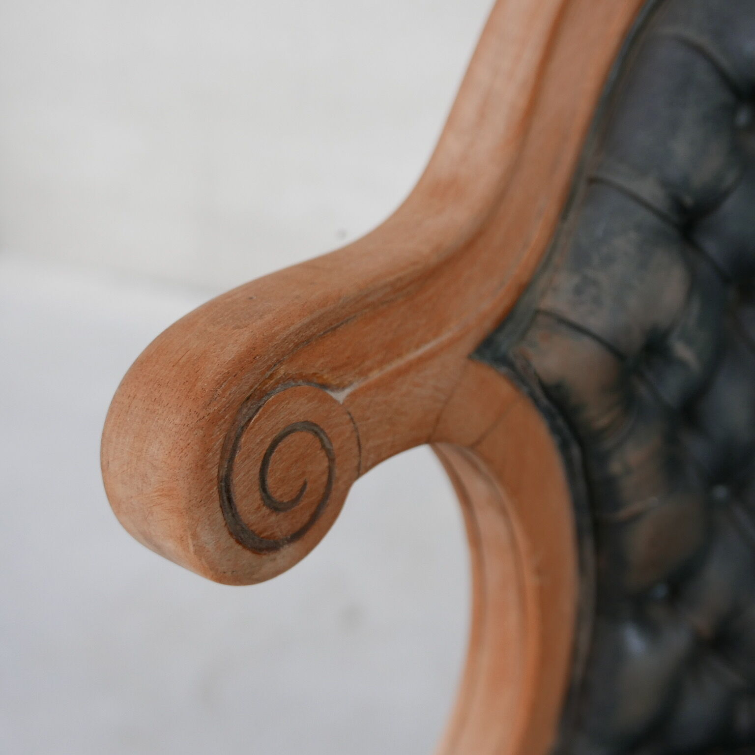 Paire de chaises de bureau pivotantes antiques 'Captain’s'