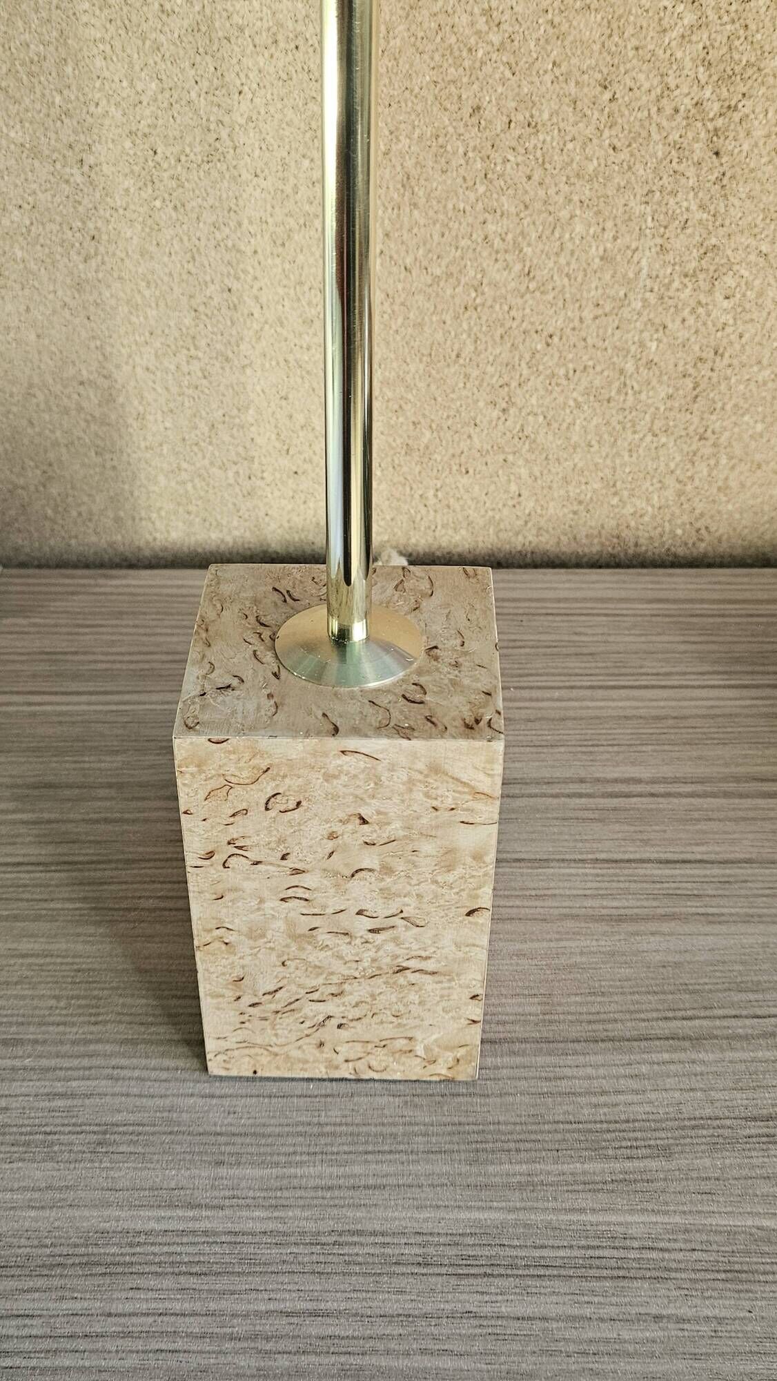 Elegance Lamp