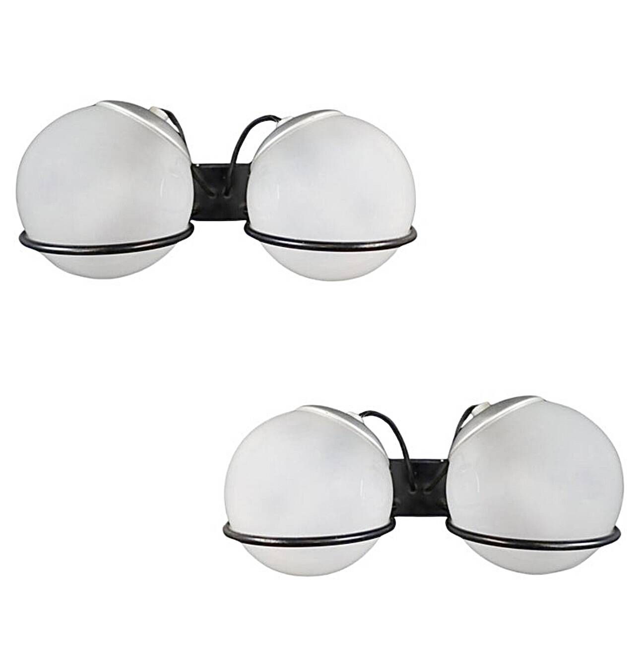 Gino Sarfatti wall lights Arteluce 237/2 1959