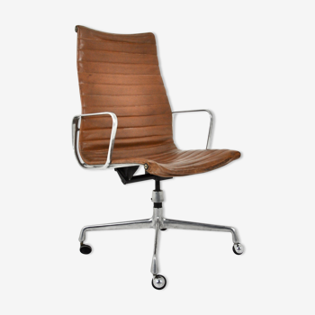 Fauteuil de bureau par Charles & Ray Eames pour Herman Miller 1970S