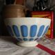 Bol Digoin Sarreguemines pastilles bleu faïence sur pied