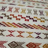 Hand-woven margoum rug in natural wool