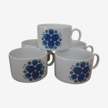 Set of 5 blue cups