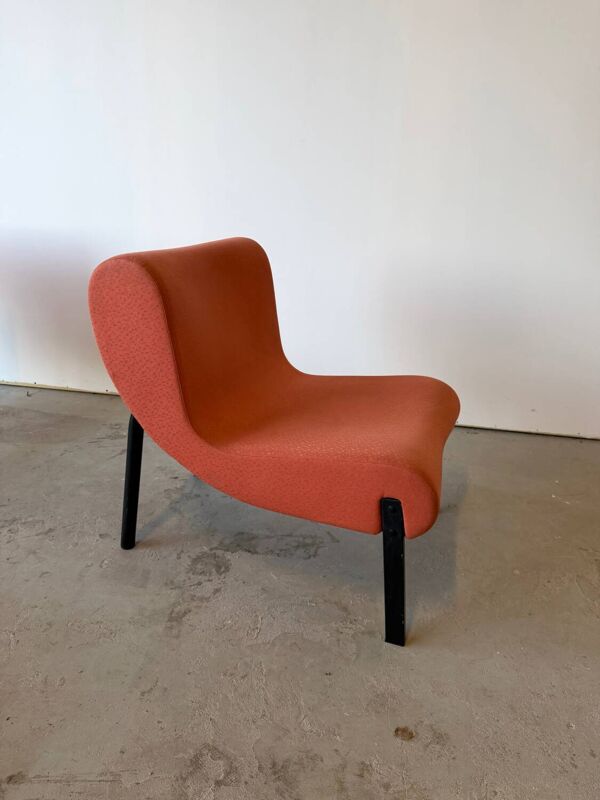 Série de 3 chauffeuses design modele 600 par Christian Biecher