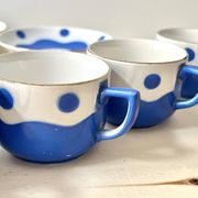 Set of 6 Sarreguemines Digoin earthenware coffee cups with art deco polka dots, 1930s