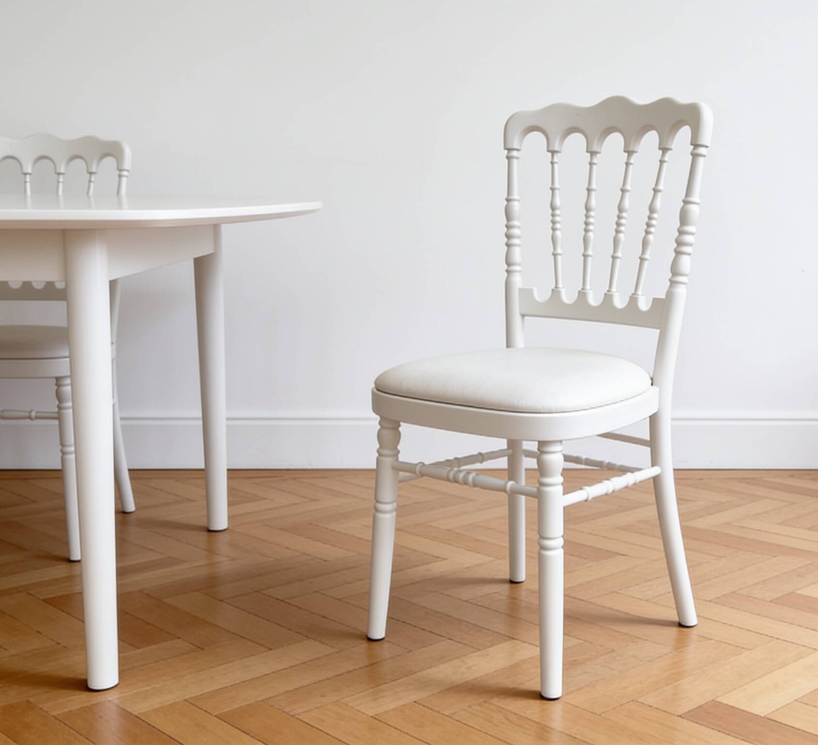 Suite de 10 chaises Napoléon III