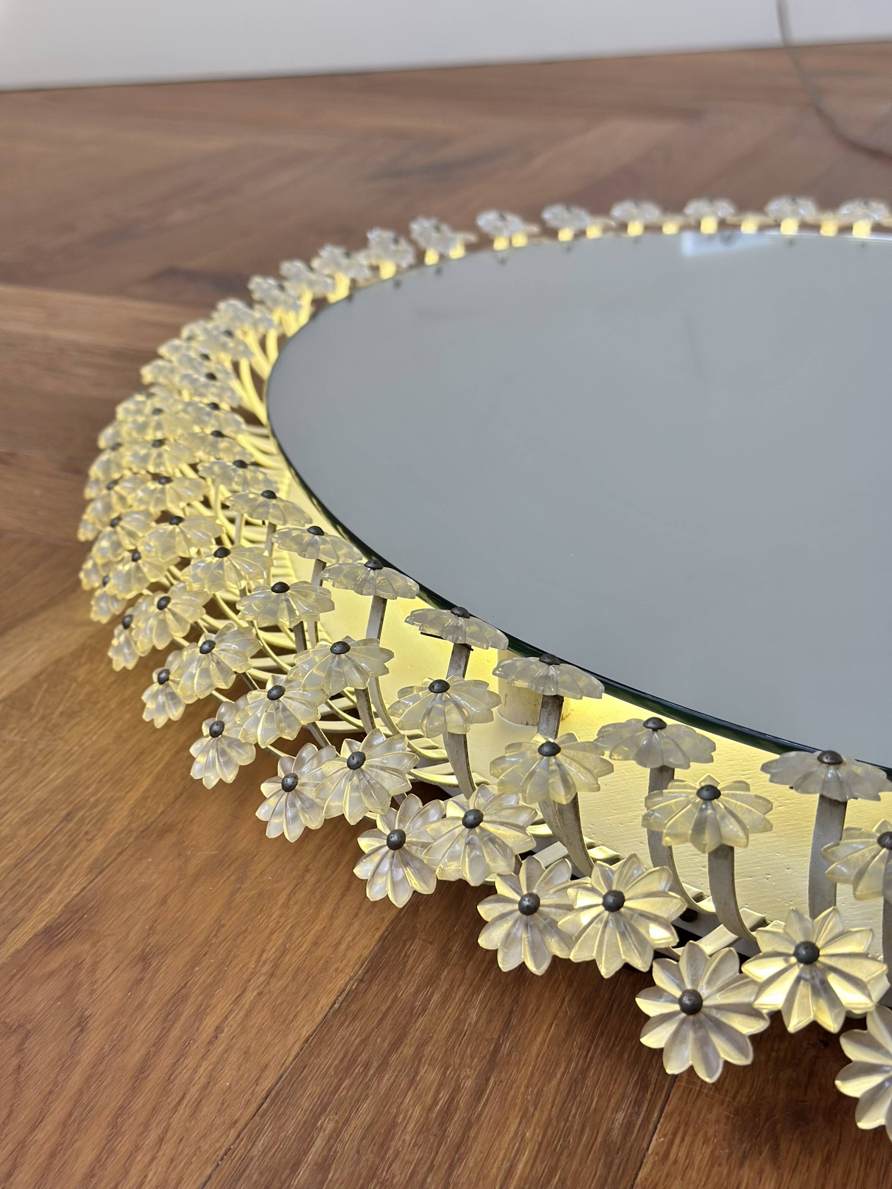 Miroir à fleurs vintage avec éclairage Emil Stejnar Rupert Nikoll