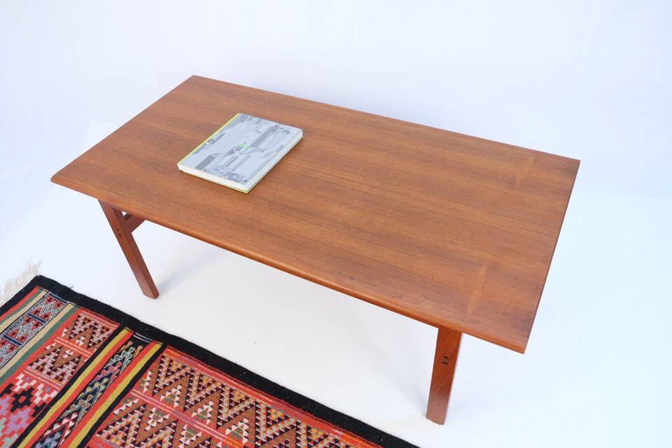Table basse vintage Wikkelsø Eilersen teck années 60 70