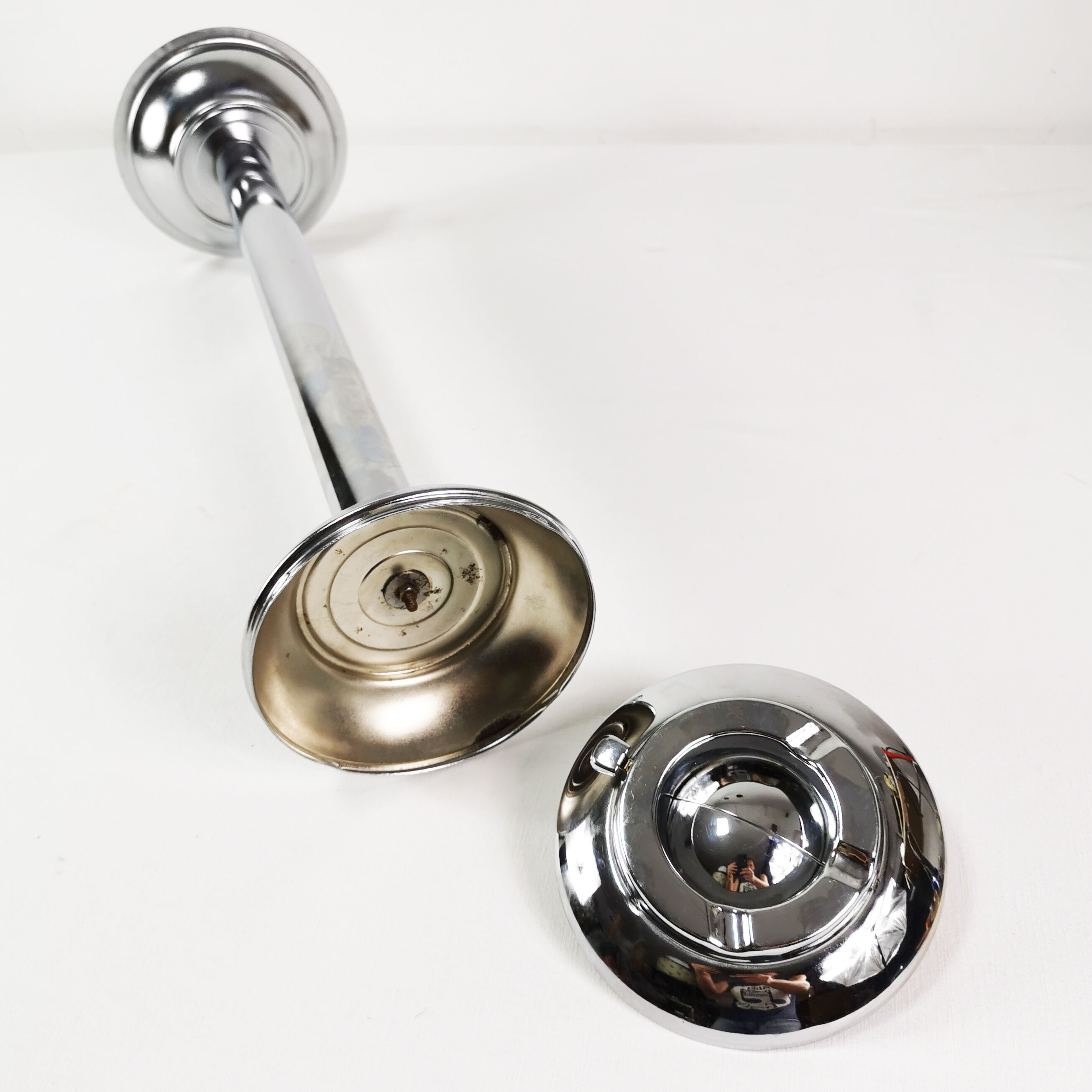 Cendrier de sol moderniste, Allemagne, années 1970