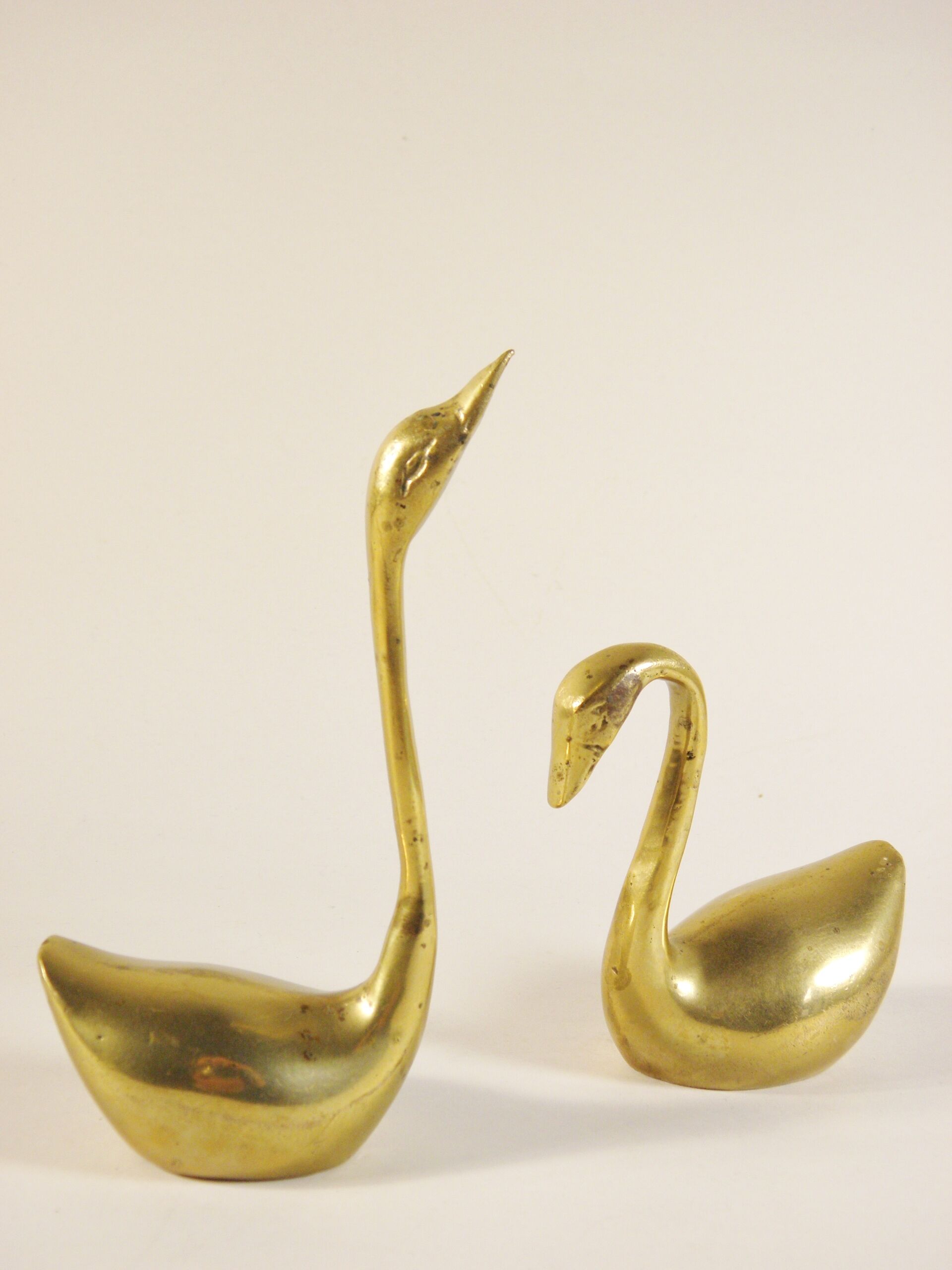 Couple de cygnes en laiton