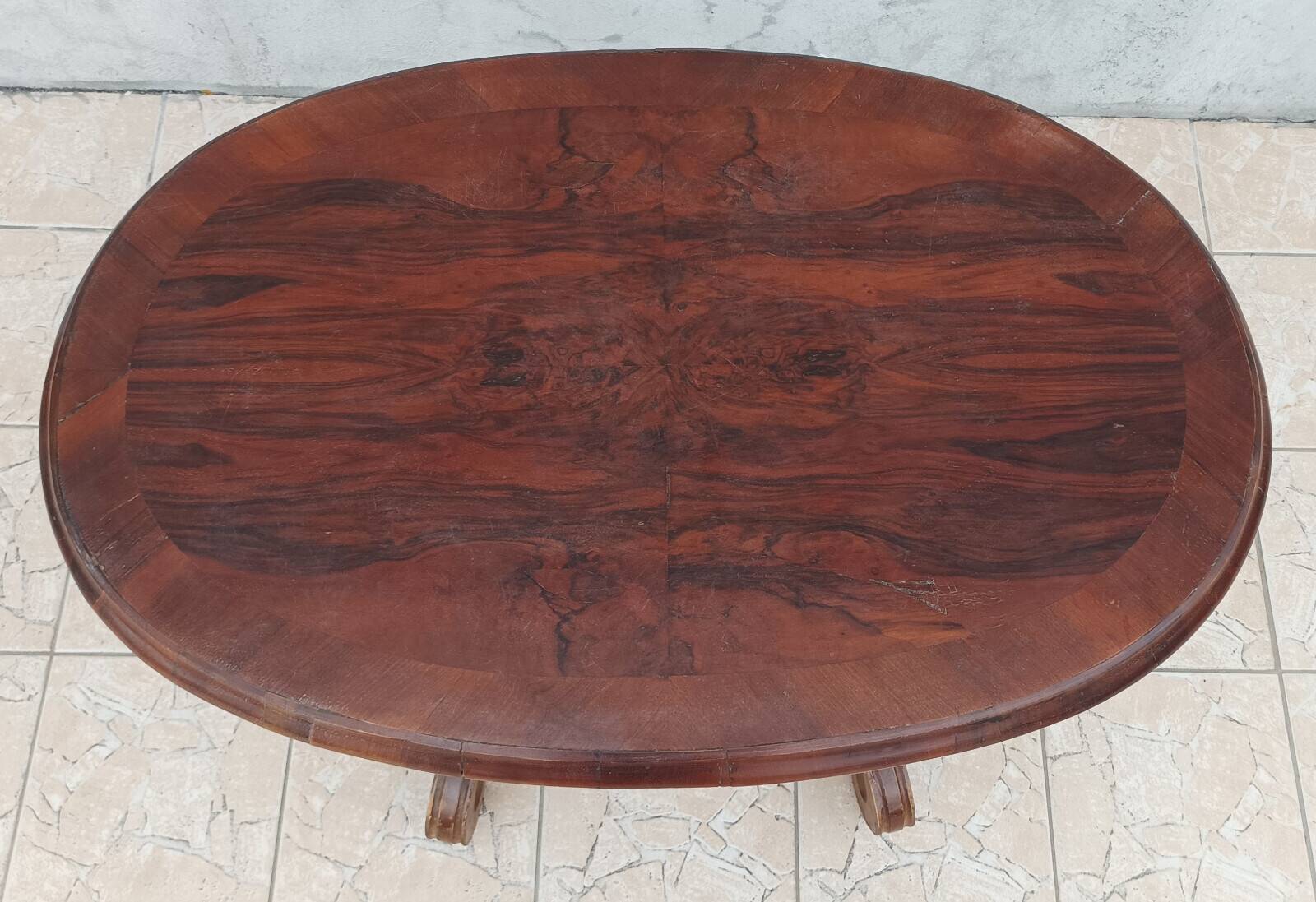 Napoleon III guéridon table in walnut