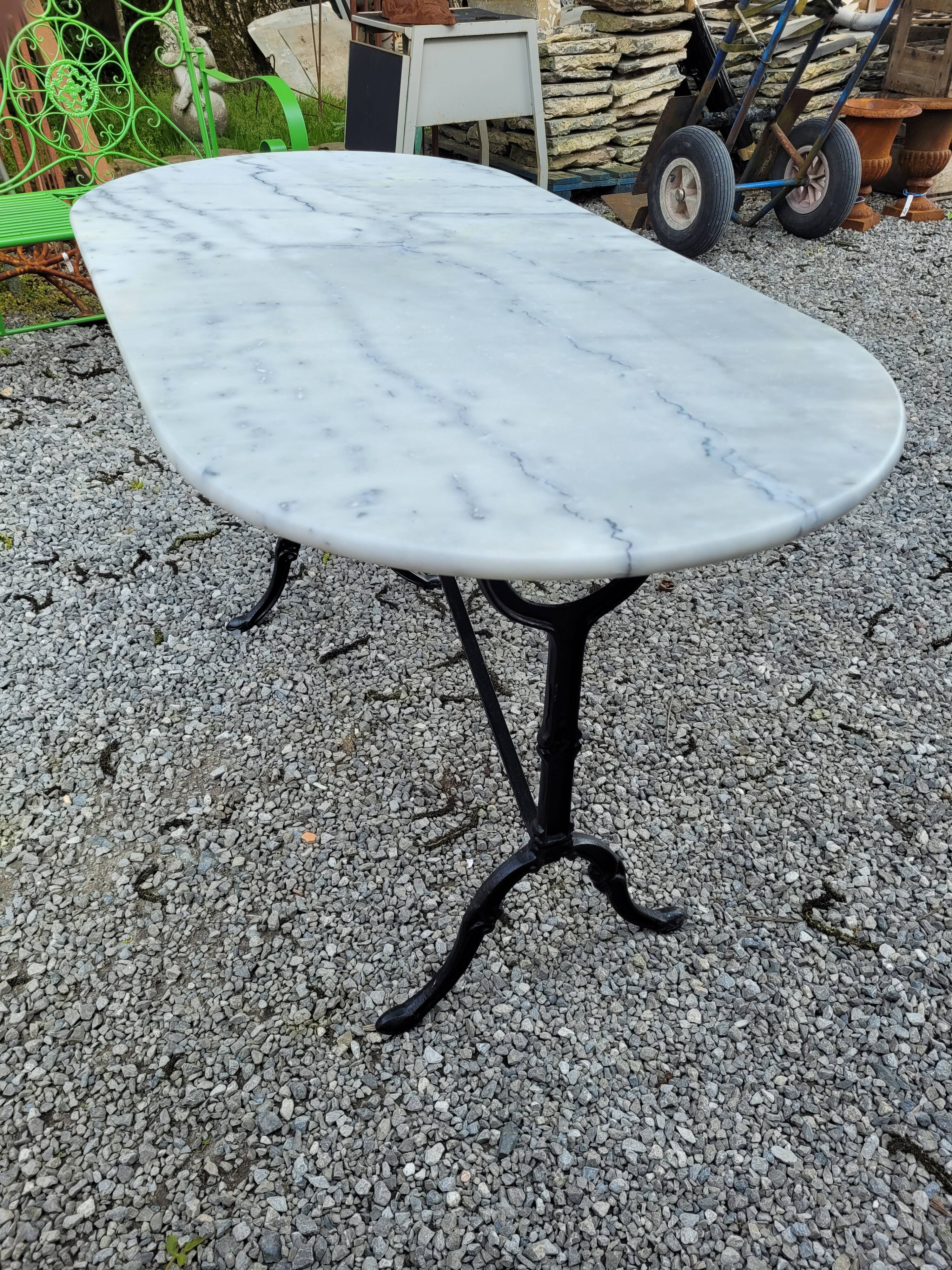 Table de bistrot marbre