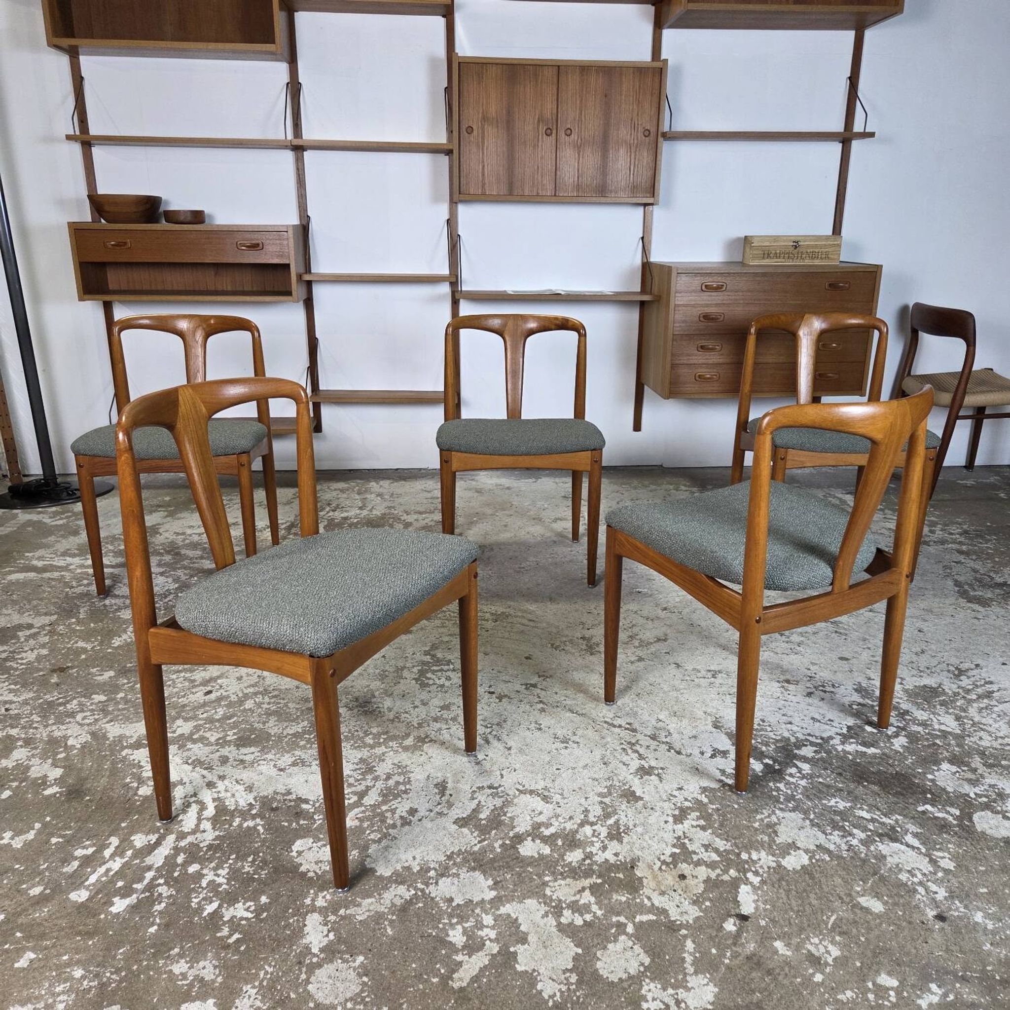5x Johannes Andersen 'Juliane' vintage 1960s Danish chairs