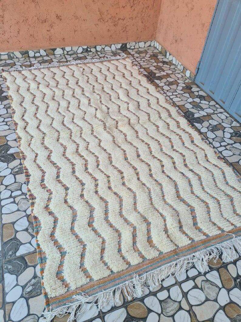 Traditional handmade carpet in pure Atlas wool, 2/3 m.