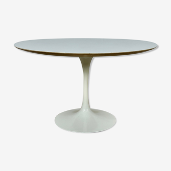 Side table by Eero Saarinen for Knoll International, 1960s