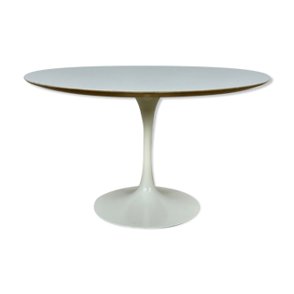 Side table by Eero Saarinen for Knoll International, 1960s