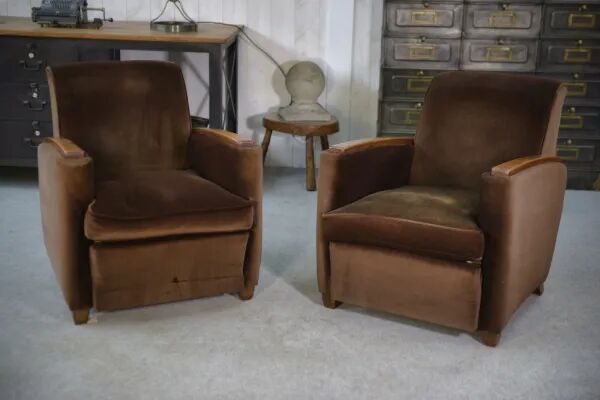Pair of Art Deco velvet club chairs in the style of Jules Leleu, 1930s