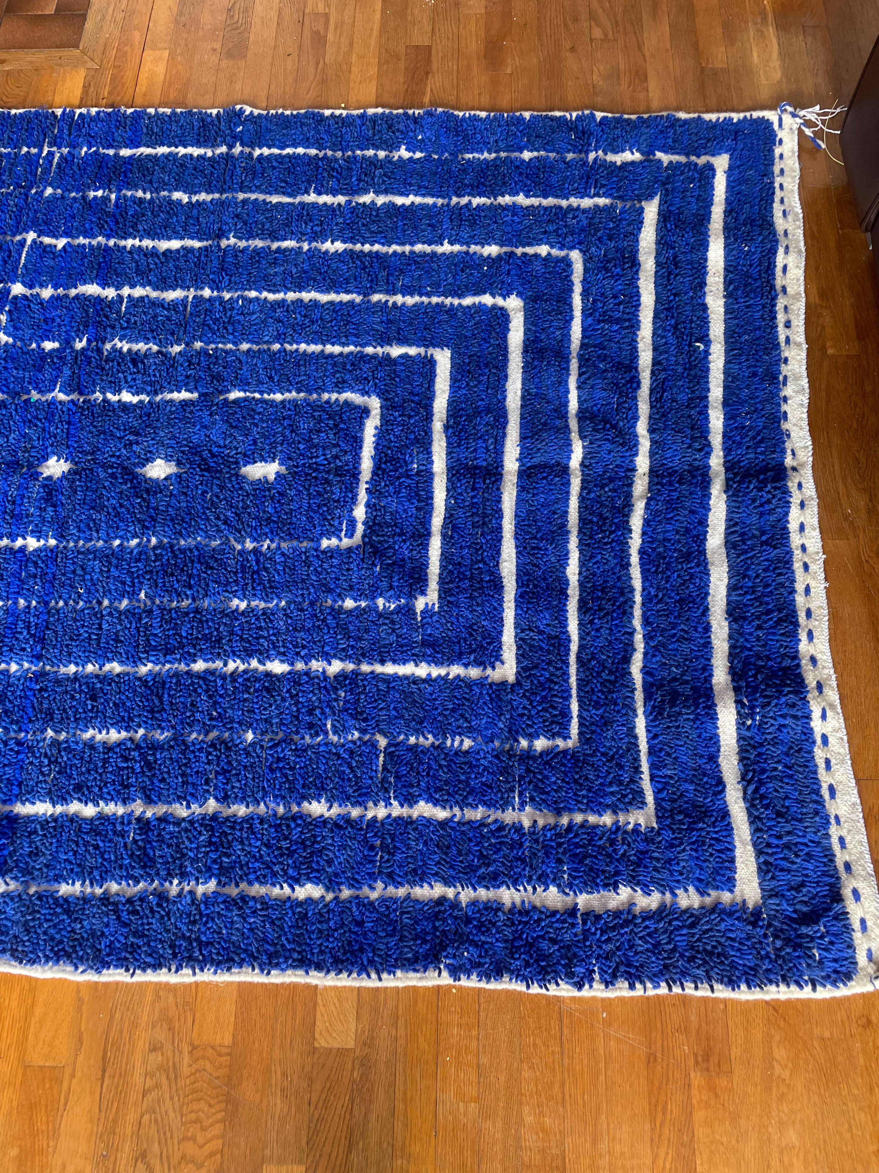 Klein blue Berber Moroccan carpet with reliefs