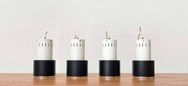 4 suspensions minimalistes hollandaises attribuées à Louis Kalff pour Philips, années 1950
