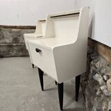 Paire de tables de chevet