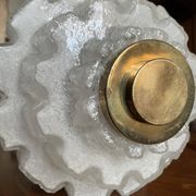 Suspension/lustre en verre moulé et laiton - années 70