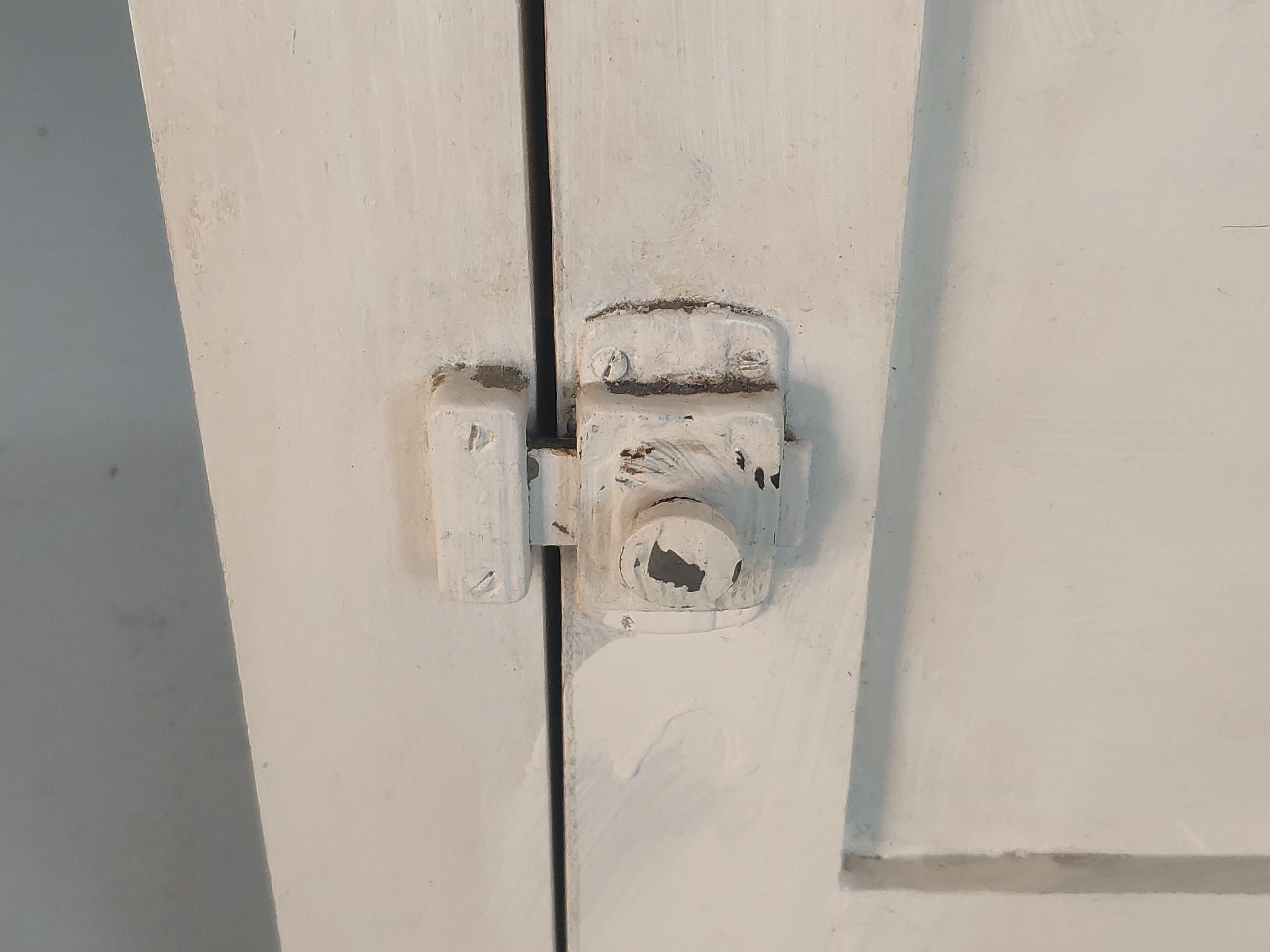 White bedside table chest style