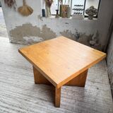 Table carrée moderniste en pin massif, années 50