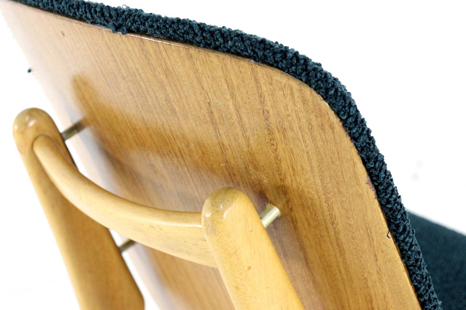 Set of 4 chairs in the style of Arne Hovmand olsen 'Bergen'