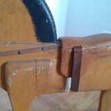 Cheval en bois ancien
