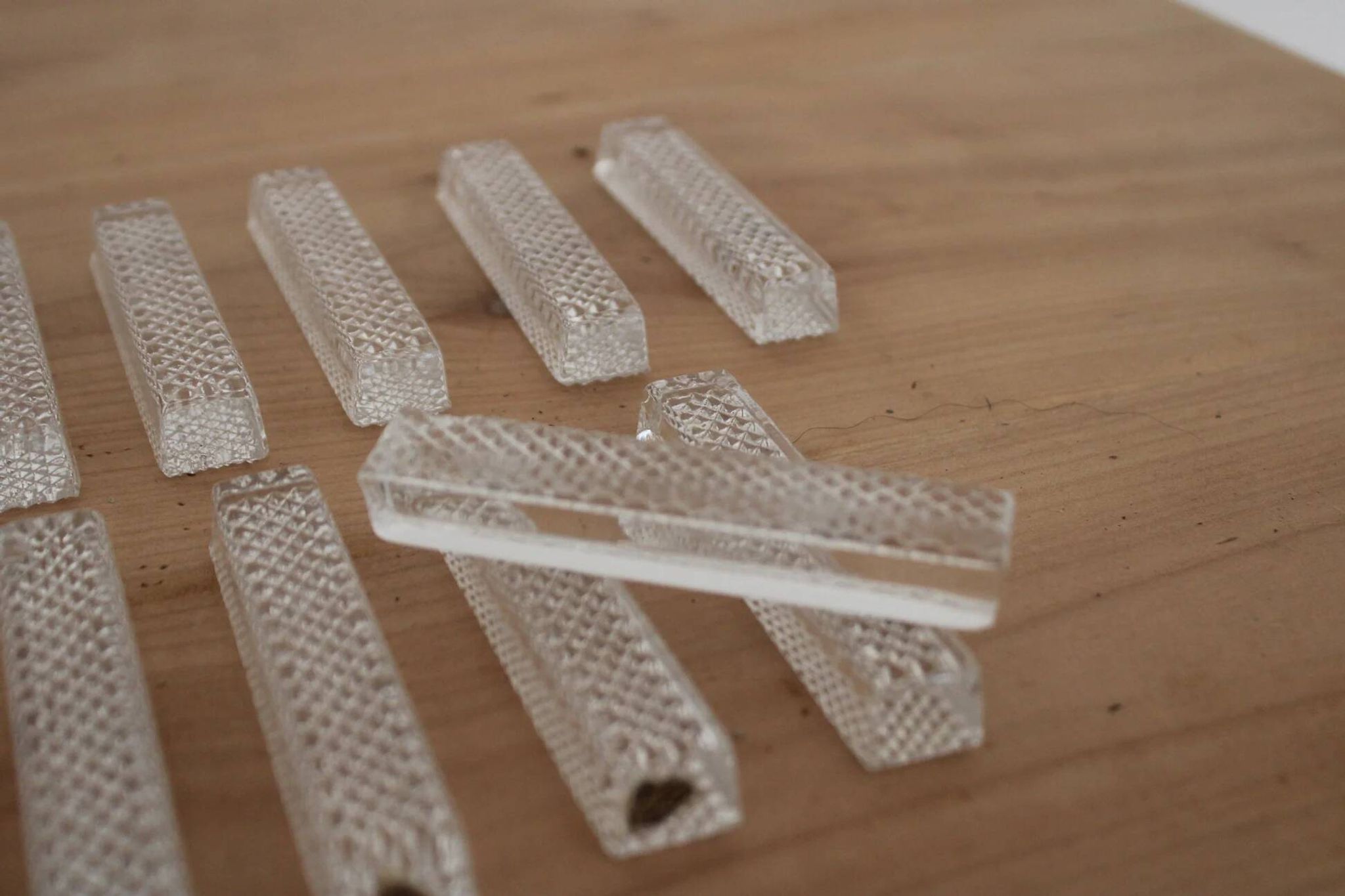 Set of 12 vintage cut lead crystal knife rests – Antique box