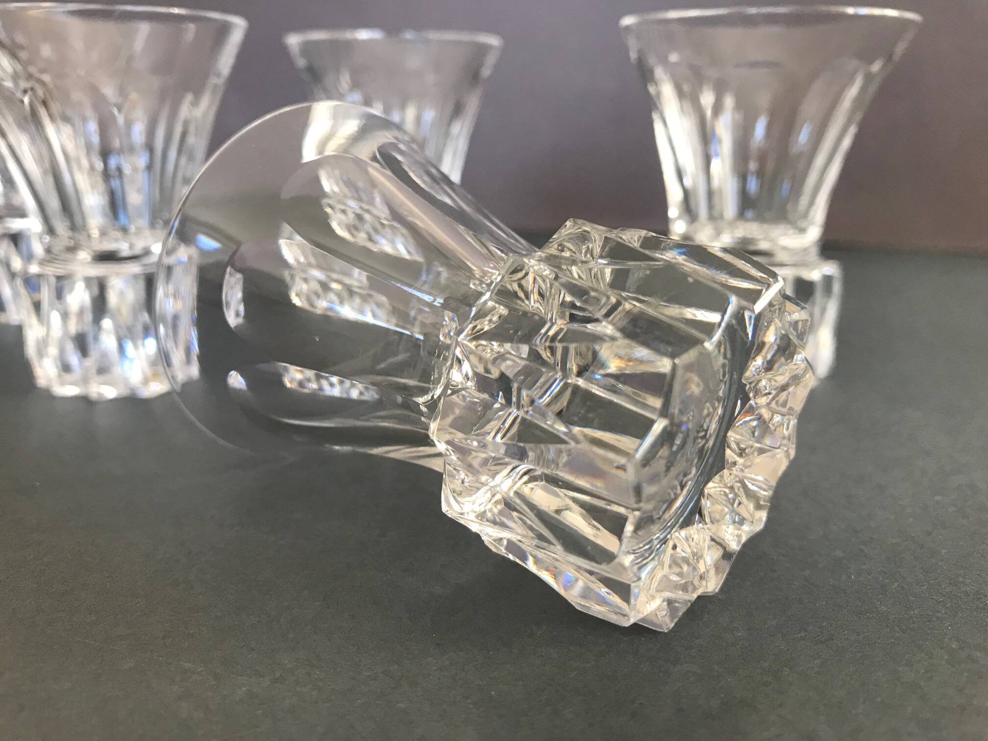 Small Saint Louis cut crystal glasses?