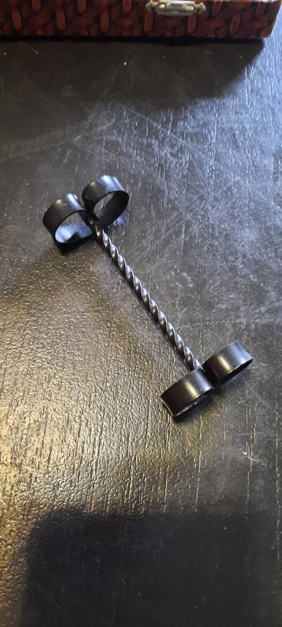 Metal knife holder