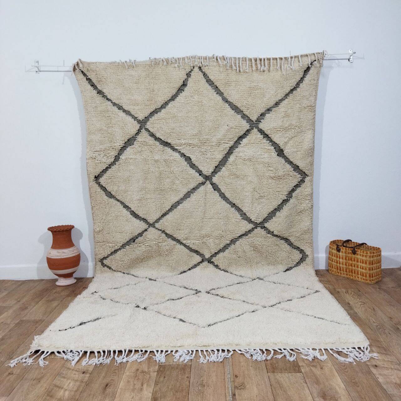 Handmade Moroccan Berber Rug 303 X 186 CM