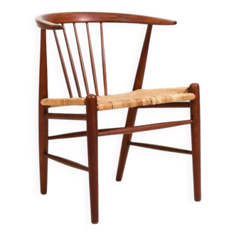 Illum Wikkelsø for N. Eilersen rare Side Chair "24GT" in Teak