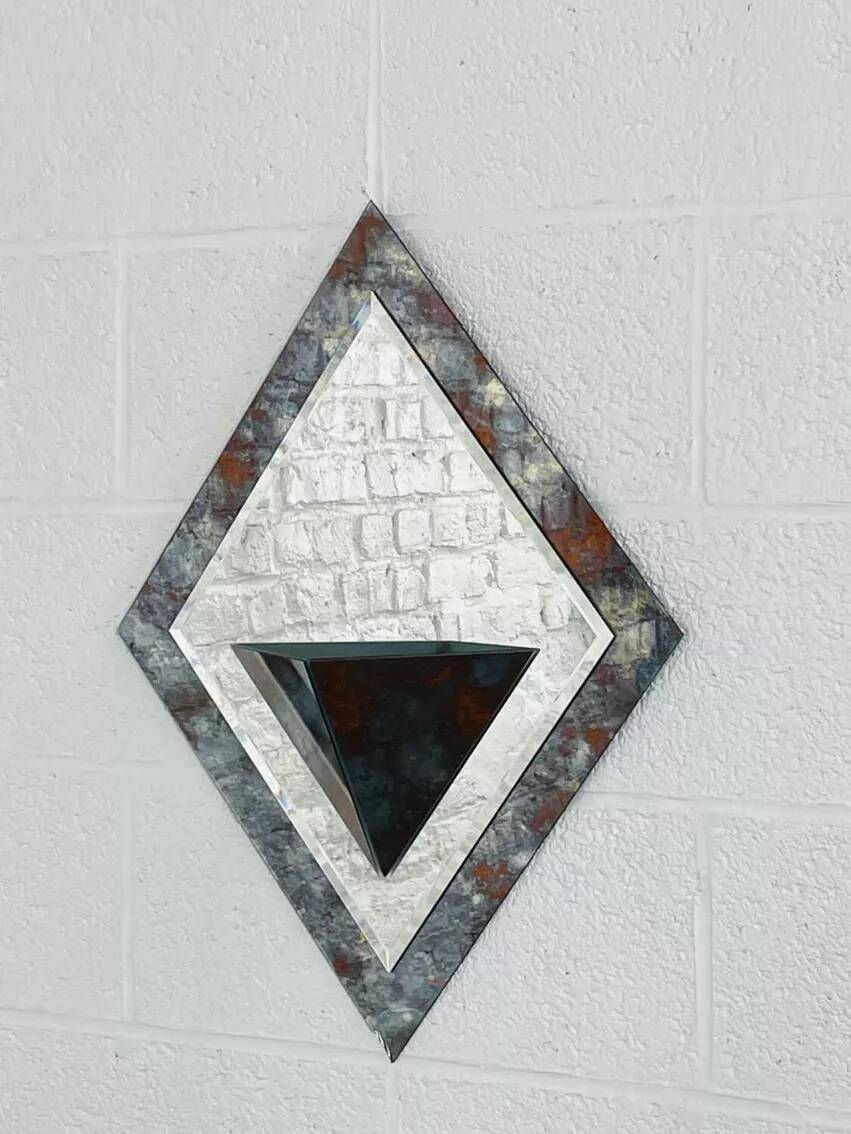 Miroir Art Deco années 40 forme losange avec cache pot intégré