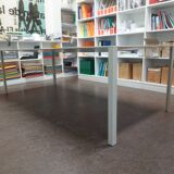 LessLess table by Jean Nouvel Molteni