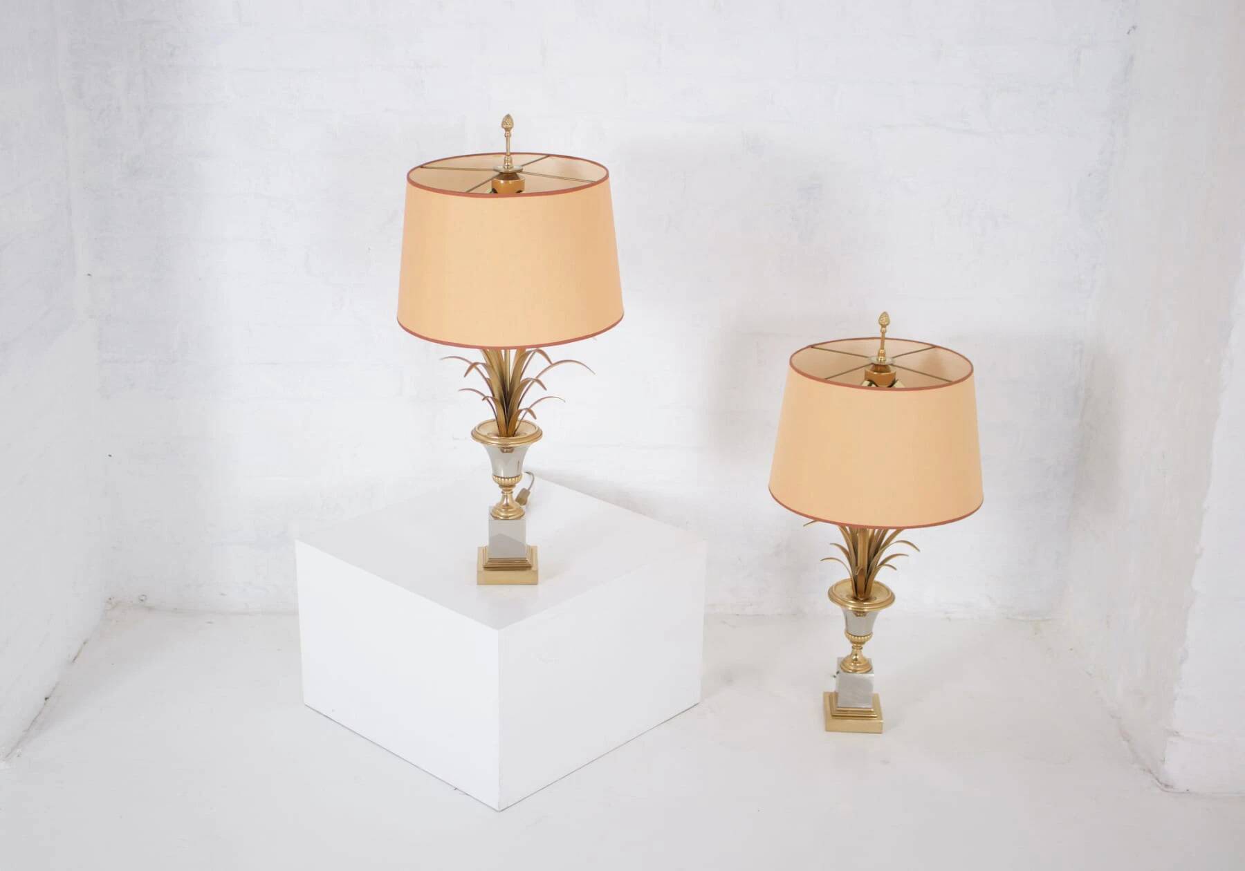 Paire de lampes Médicis style Maison Jansen.