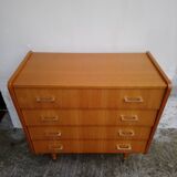 Four drawer chest of drawers year 1960