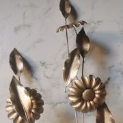 Wall lamp golden metal flowers