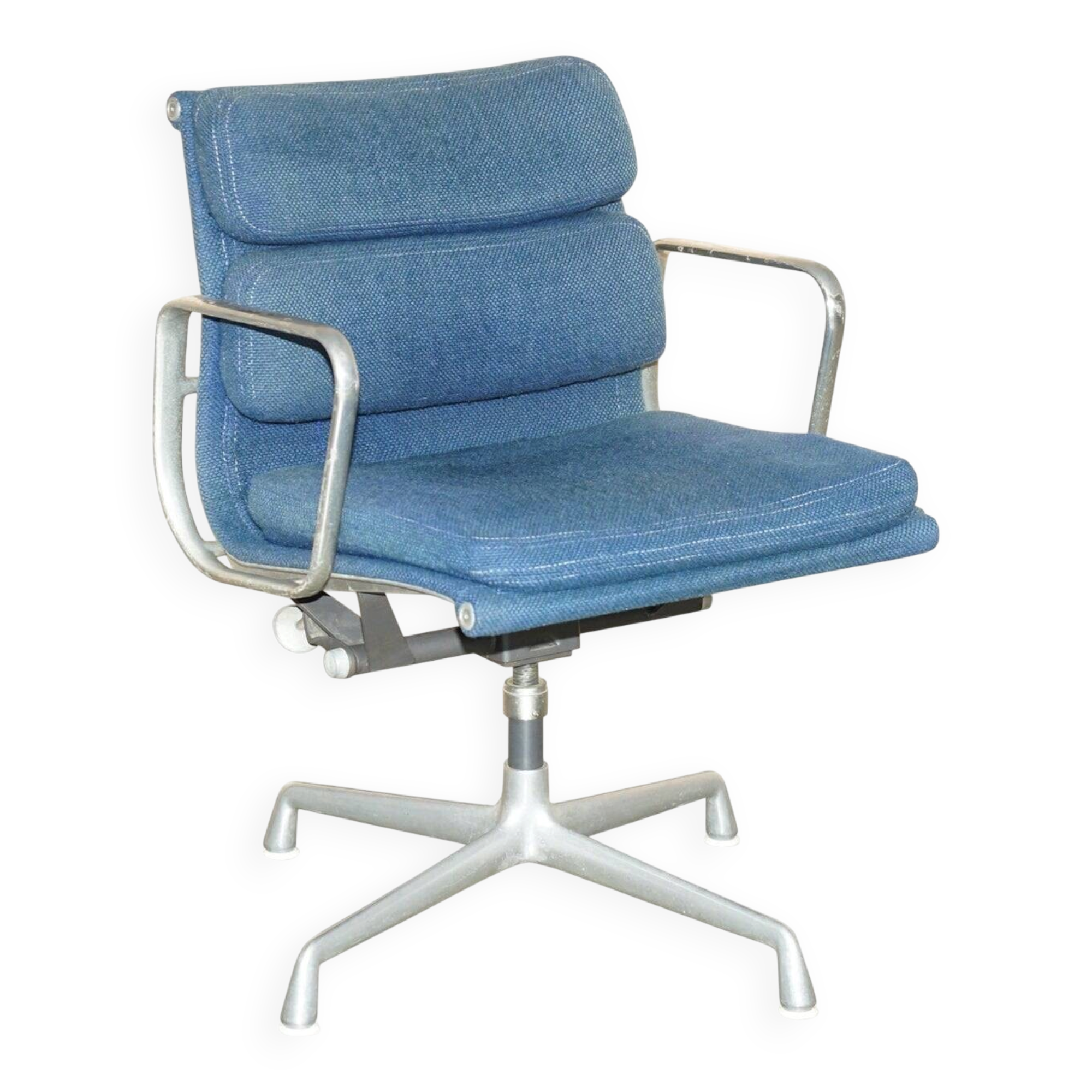 Herman Miller Eames EA217 softpad office chair