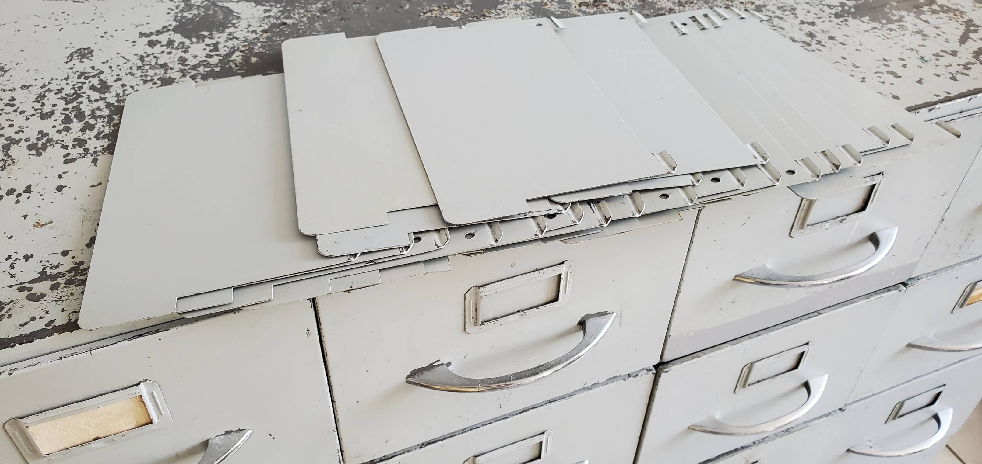 Industrial drawer unit 97 cm