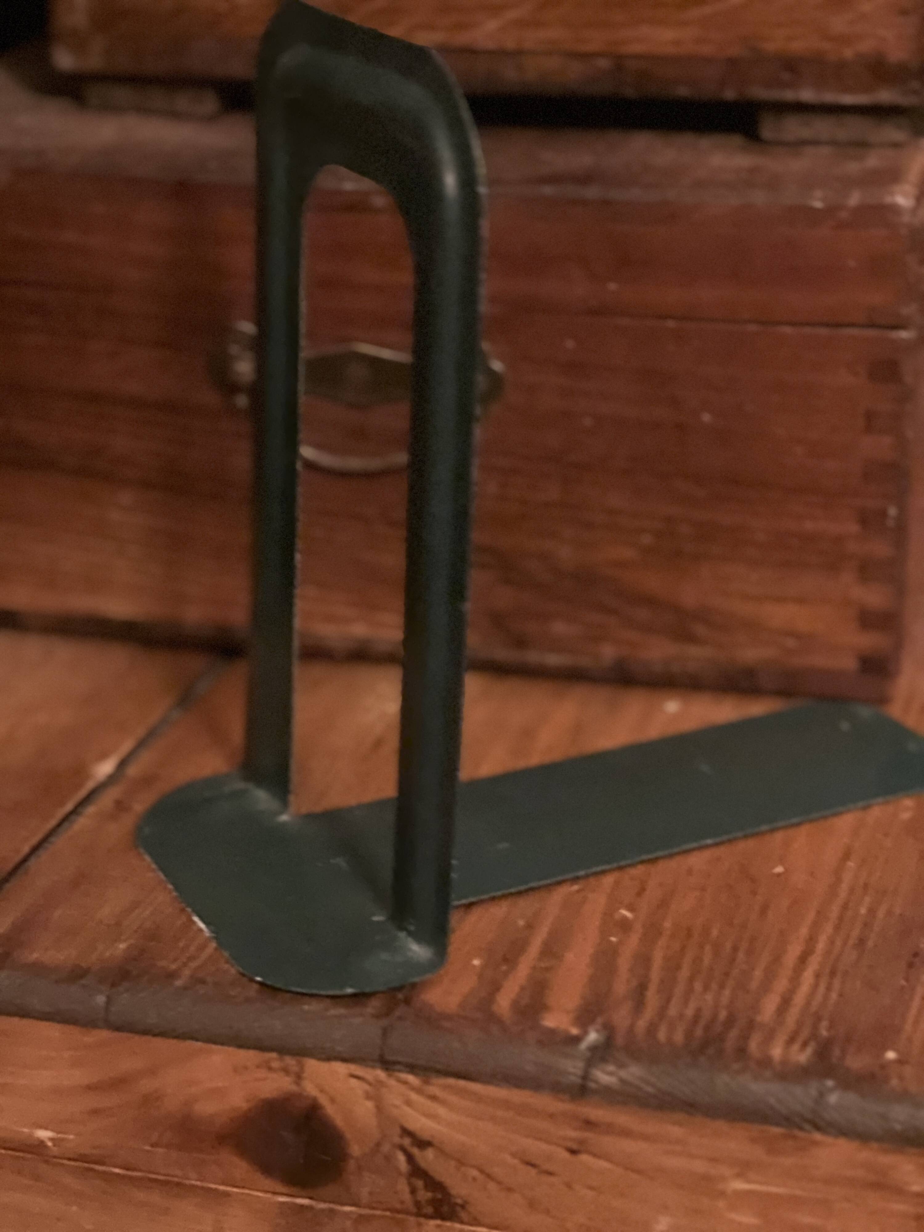 Bottle green bookend