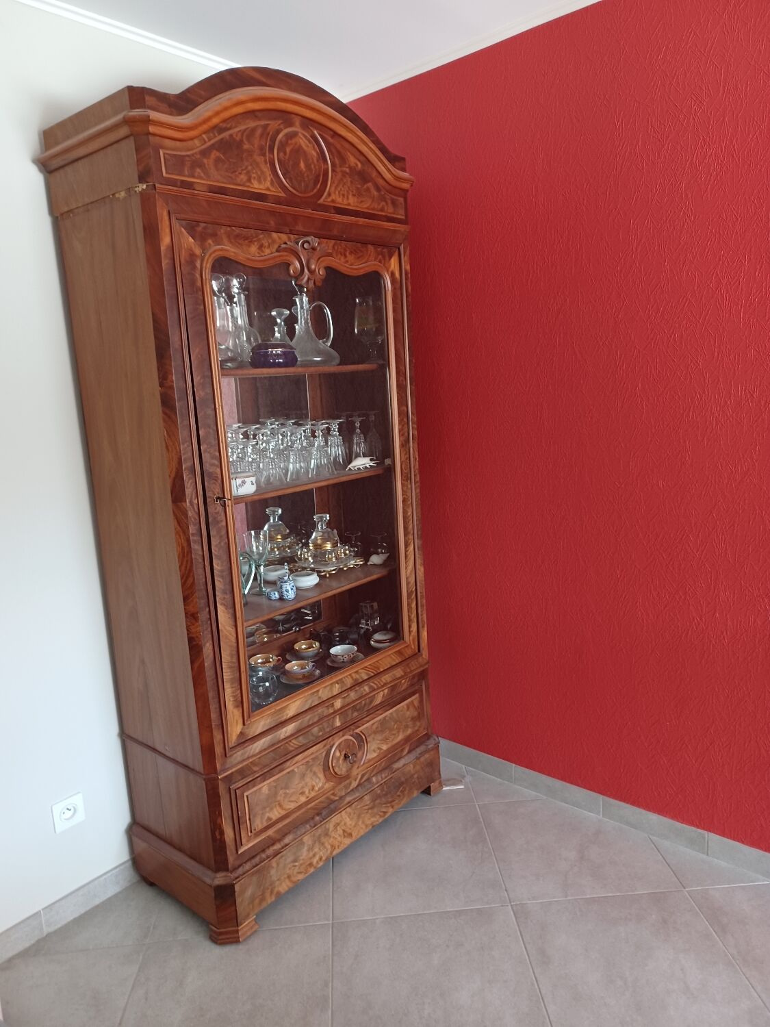 Louis Philippe display case