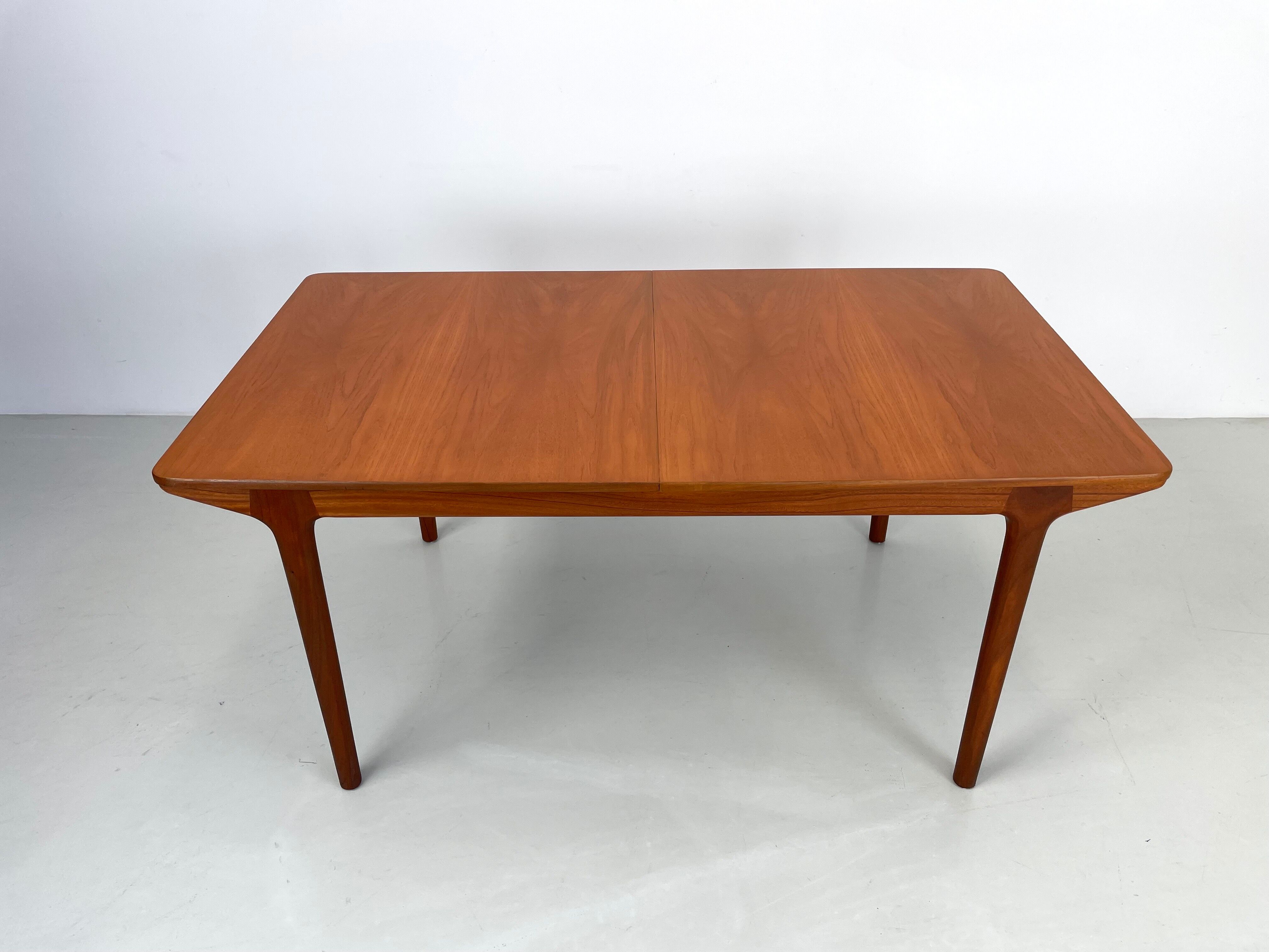 Vintage McIntosh dining table