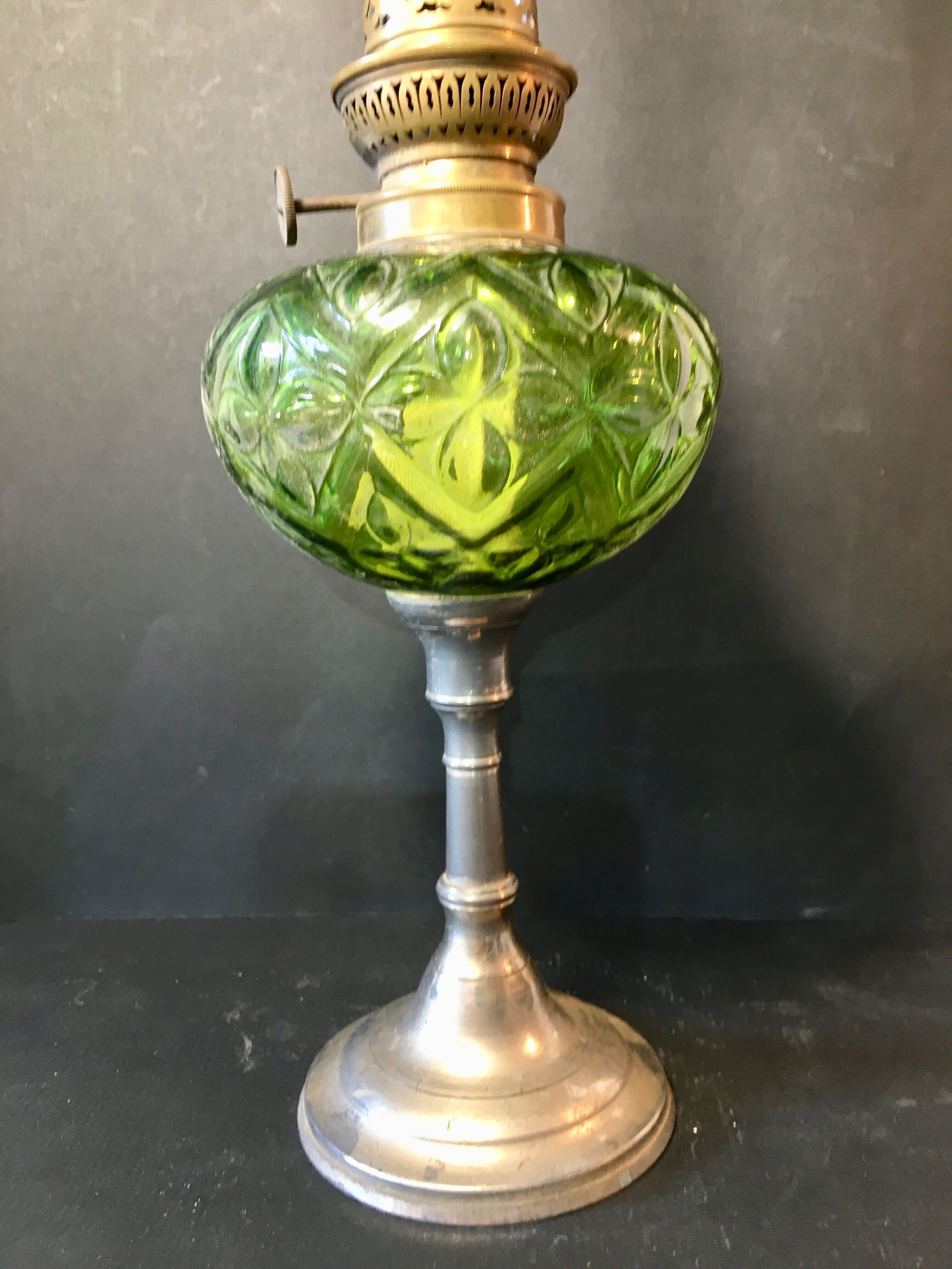 Oil lamp tinted glass and tin
