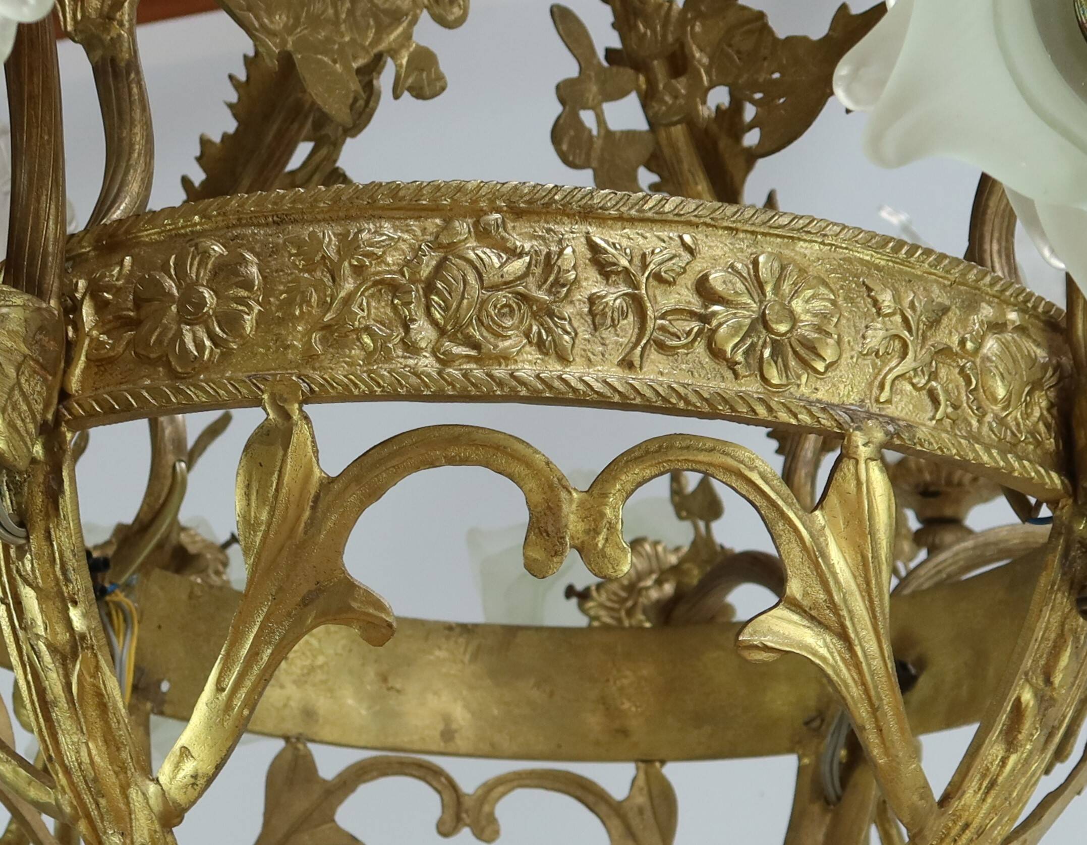 12-Light Chandelier in Gilded Bronze, Napoleon III Style – Late 19th Century