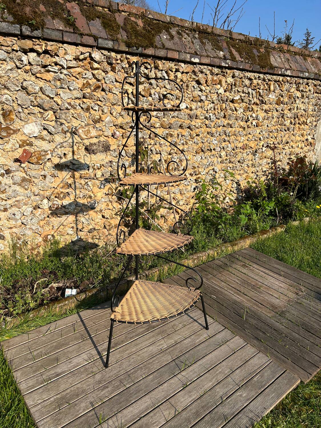 Vintage 1960-70 rattan and iron corner shelf