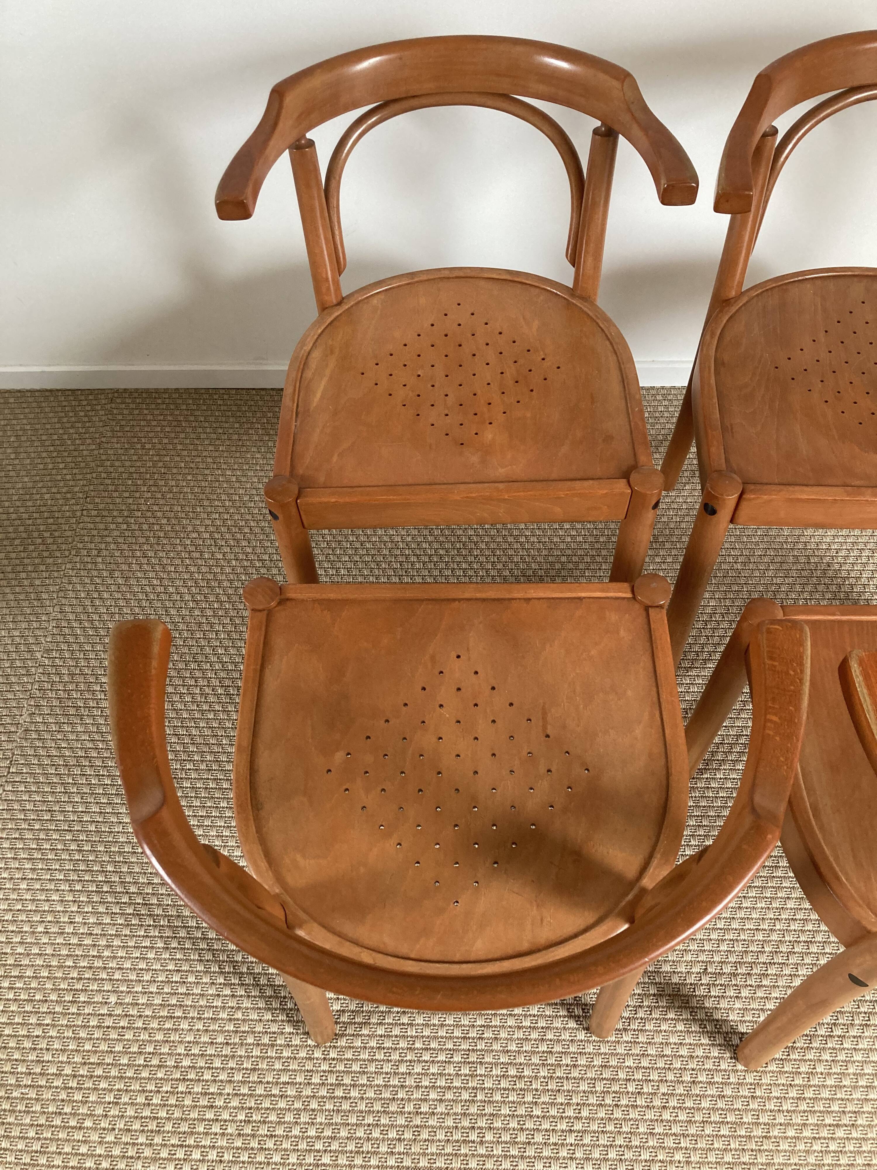 Lot 4 chairs