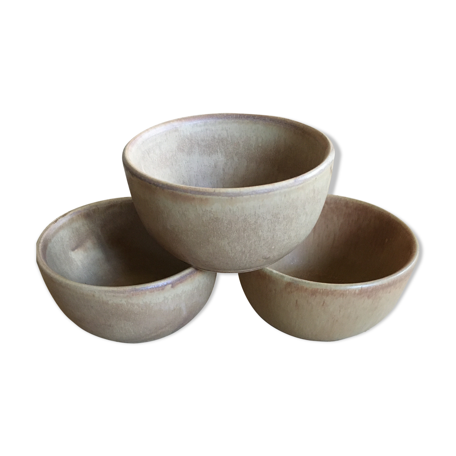 Series of 3 sandstone bowls